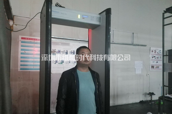 木門制造廠及鞋業廠家使用METOR6S進口安檢門案例圖