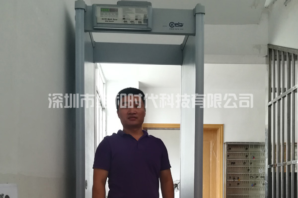 東莞僑福首飾采購我司代理的意大利啟亞HI-PE進口品牌安檢門[圖]